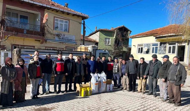 Hisarcık’ta 23 organik adaçayı üreticisine gübre desteği