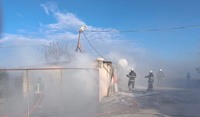 İskenderun’da tavuk çiftliğinde yangın