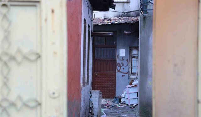 İzmir’de yaşayan bazı Suriyeliler dönüş hazırlığında: İlanlar veriliyor