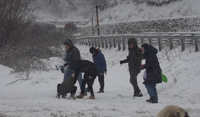 Kırklareli’nde vatandaşlar karın tadını çıkardı