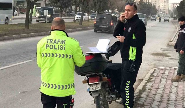 Konya’da motosiklet yayaya çarptı: 2 yaralı