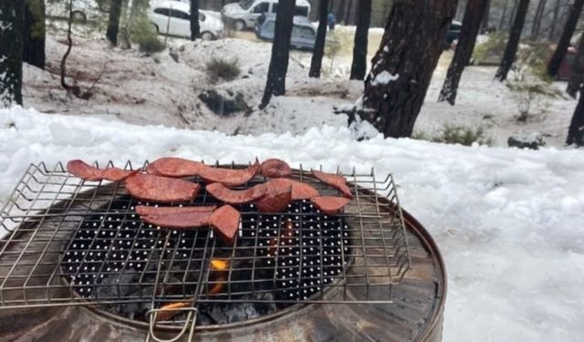 Köyceğizliler hafta sonu kar keyfi yaptı