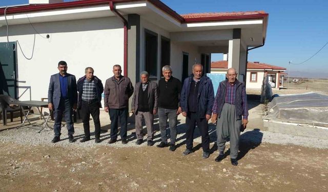 Malatya’da evlerine kavuşan depremzede vatandaşlar: "Villa gibi evimiz oldu"