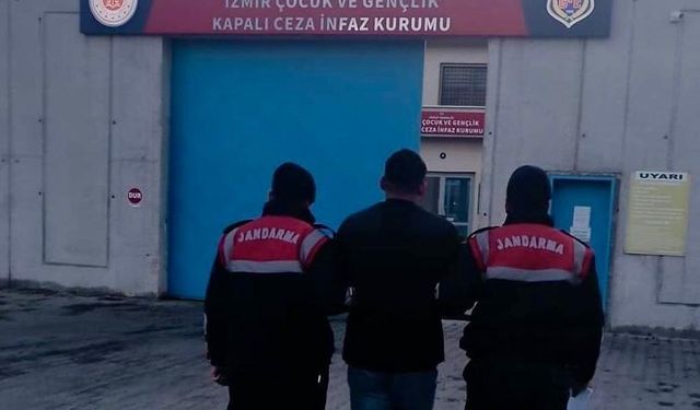 Manisa’da 22 yıl hapis cezası ile aranan 17 yaşındaki genç tutuklandı