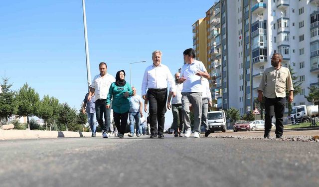 Melikgazi Belediyesi 5 yılda 661 kilometre rekor asfalt yol yaptı