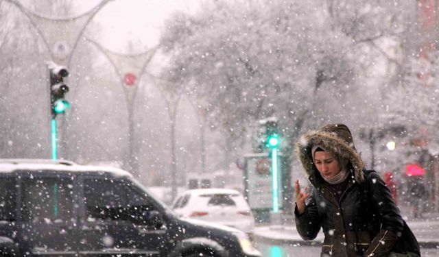 Meteorolojiden Erzincan için kar uyarısı