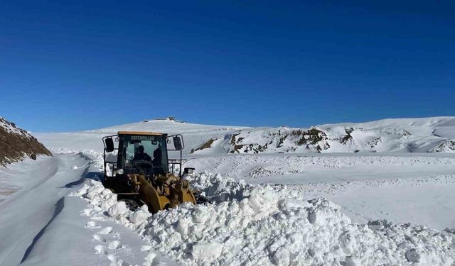 Muş’ta 178 köy yolu ulaşıma açıldı