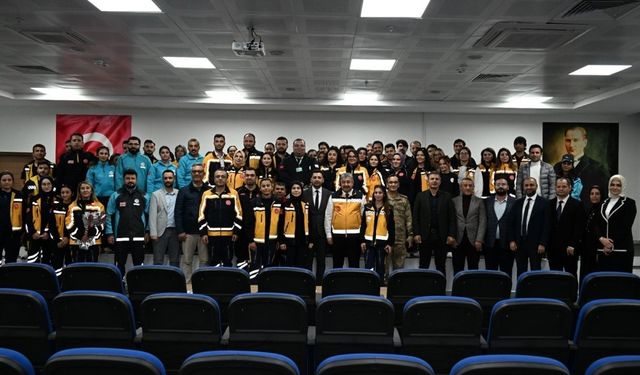 Osmaniye’de ’Fermuar Sistemi ile Yaşama Yol Ver’ programı tanıtıldı