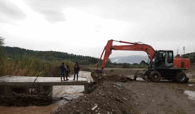 Sultanhisar’da belediye ekipleri iş başında