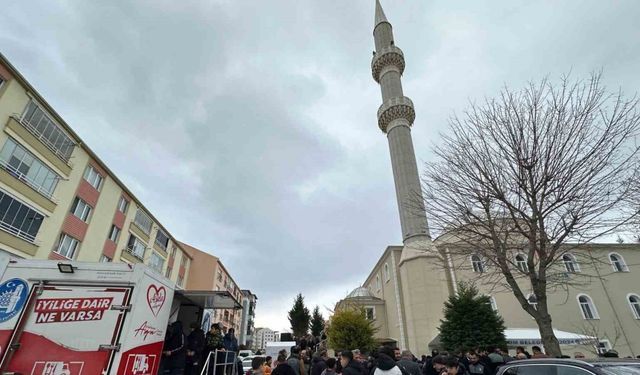 Tadilatı tamamlanan Hz. Ömer Cami ibadete açıldı