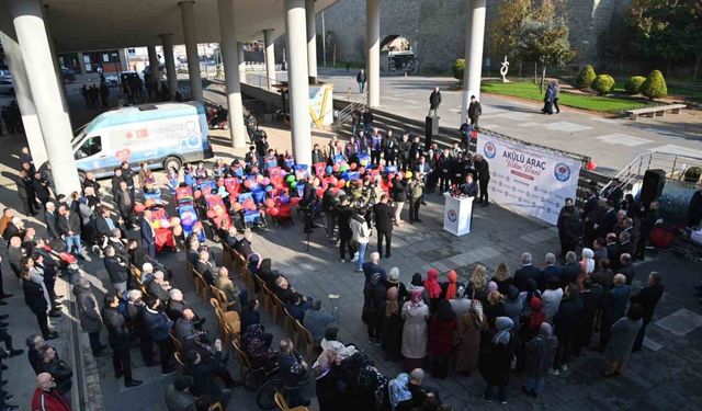 Trabzonlu gurbetçilerden engellilere akülü araç yardımı