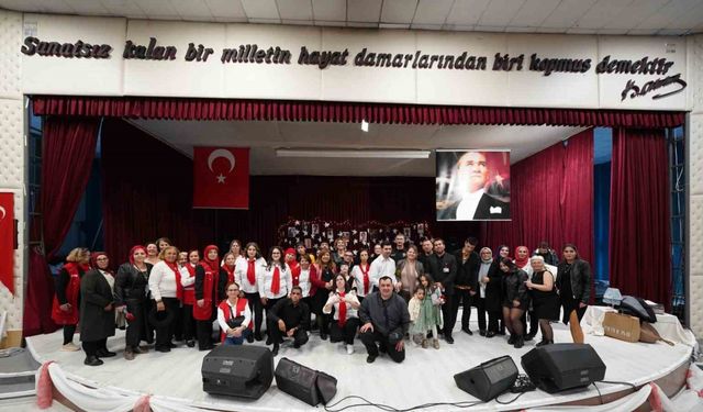 Türk Kızılay, Engelliler Günü’nü engellilerin sahne aldığı müzikal ile kutladı