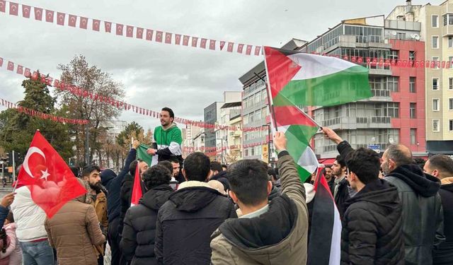 Uşak’ta Suriyeliler kutlama yaptı