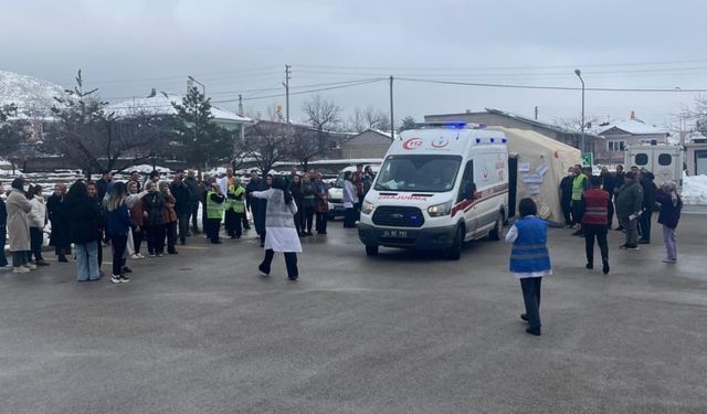 Üzümlü’de deprem ve yangın saha tatbikatı gerçekleştirildi