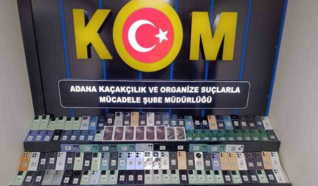 Yolcu otobüsünün motoruna gizlenmiş 188 gümrük kaçağı cep telefonu ele geçirildi