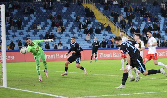 Ziraat Türkiye Kupası: Adana Demirspor: 4 - Sebat Gençlikspor: 3