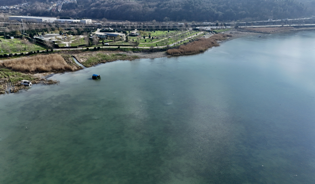 Sapanca Gölü'nün su seviyesi yağışlarla 1 ayda 30 santimetre arttı