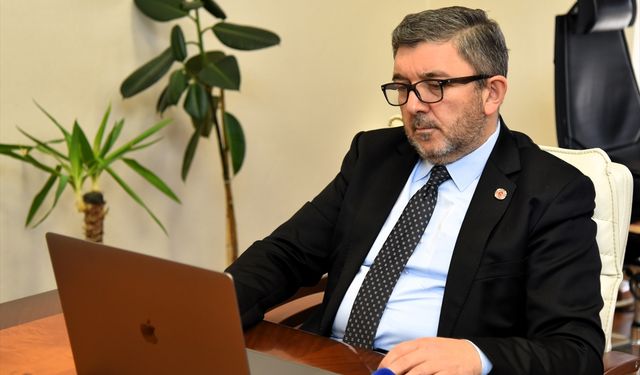 BŞEÜ Rektörü Prof. Dr. Kaplancıklı, AA'nın "Yılın Kareleri" oylamasında tercihlerini yaptı