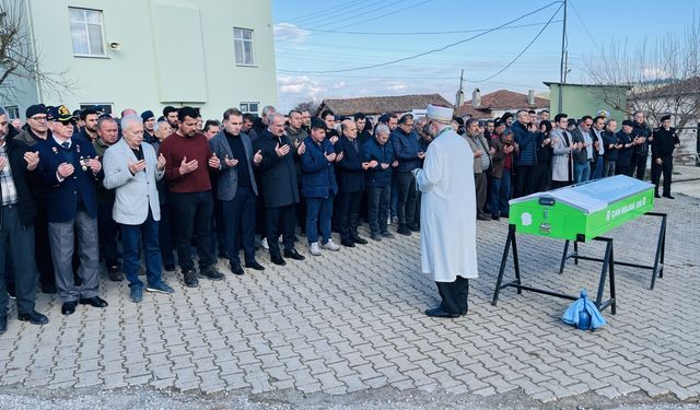 Çanakkale Jandarma Eğitim Merkez Komutanı Çakır'ın vefat eden babasının cenazesi defnedildi