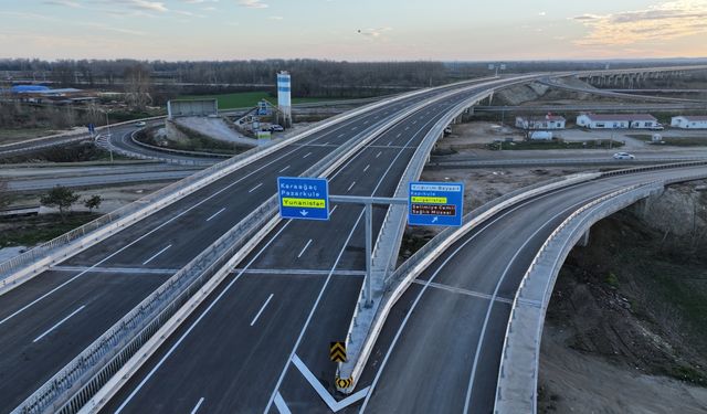 Edirne'de Pazarkule Sınır Kapısı'nı Tem Otoyolu'na bağlayan yolda çalışmalar tamamlandı