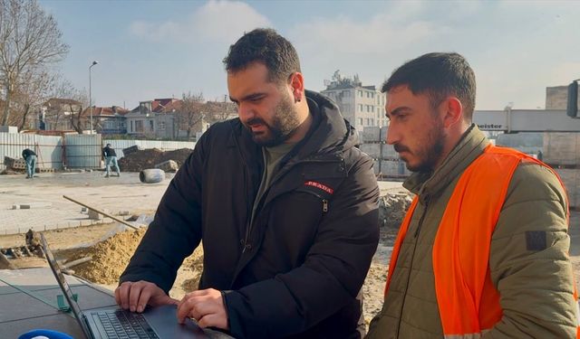 İstanbul'da inşaat işçileri AA'nın "Yılın Kareleri" oylamasına katıldı