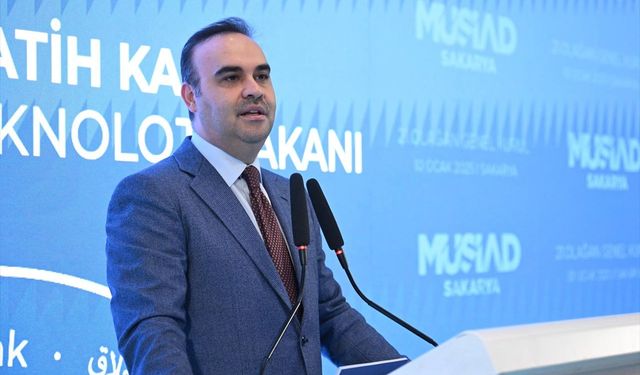 Sanayi ve Teknoloji Bakanı Kacır, MÜSİAD Sakarya 21. Genel Kurulu'nda konuştu: