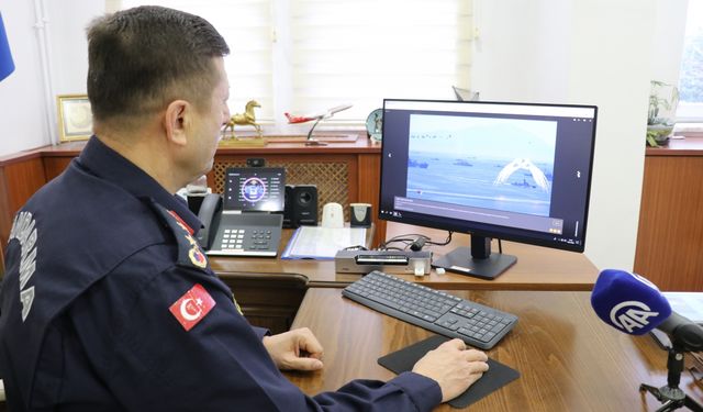 Yalova İl Jandarma Komutanı Albay Altın, AA'nın "Yılın Kareleri" oylamasına katıldı