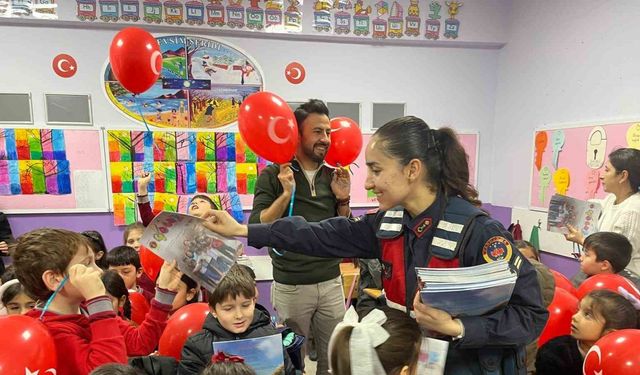 Öğrenciler jandarma mesleği hakkında bilgi sahibi oldu