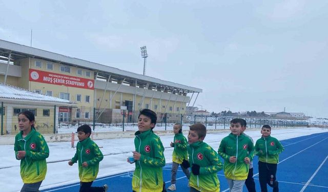 Atletizm antrenmanları devam ediyor