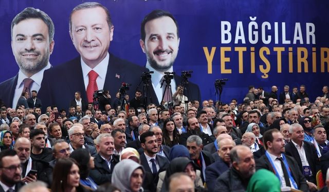 Bakan Kacır: "Biz hizmet aşkıyla siyaset yapanlarız, durmak duraksamak bilmeyiz”