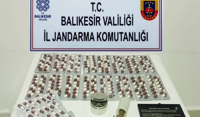 Balıkesir’de 2 uyuşturucu taciri yakalandı