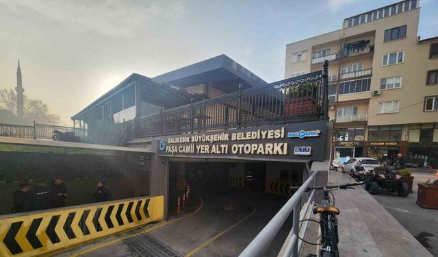 Balıkesir’de yer altı otoparkında trafo patladı