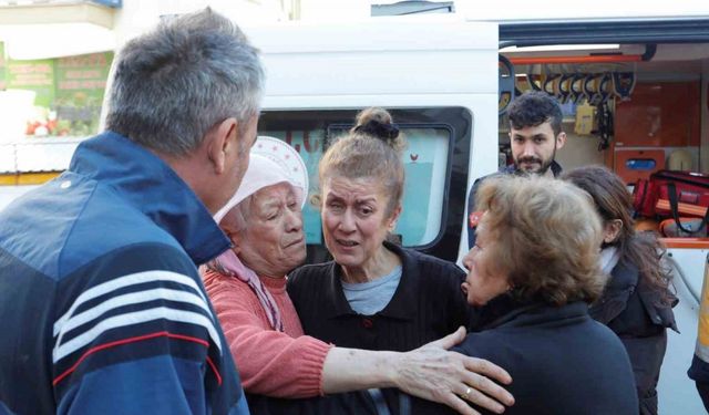 Balkondaki sprey kutuları patladı, mahalleli sokağa döküldü