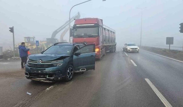 Bandırma’da yoğun sis nedeniyle zincirleme kaza