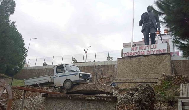 Çalınan kamyonetin bulunduğu yer görenleri hayrete düşürdü