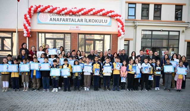 Çanakkale’de 83 bin 586 öğrenci karne aldı