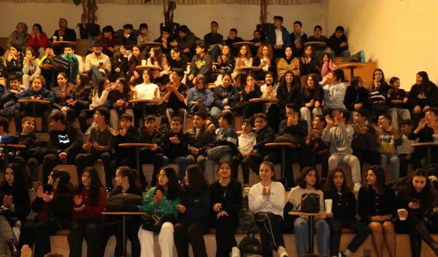 Diyarbakır’da LGS öğrencilerine motivasyon ve eğitim semineri