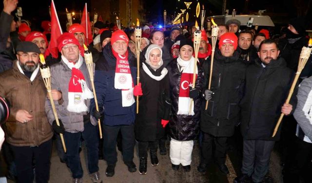 Dondurucu havada, Sarıkamış Şehitleri için yürüdüler