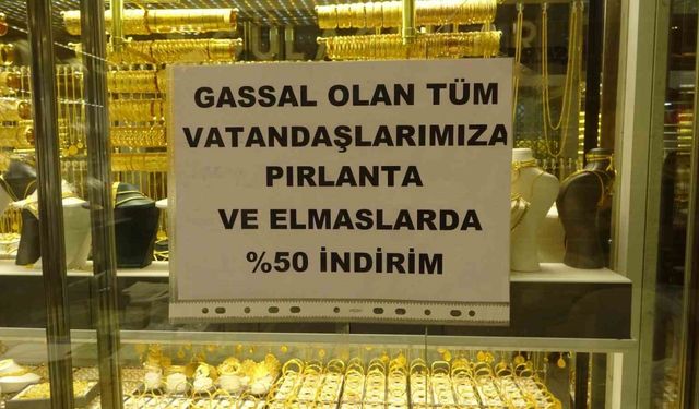 Elazığ’da bir kuyumcu gassallara pırlanta ve elmas ürünlerinde yüzde 50 indirim kampanyası başlattı