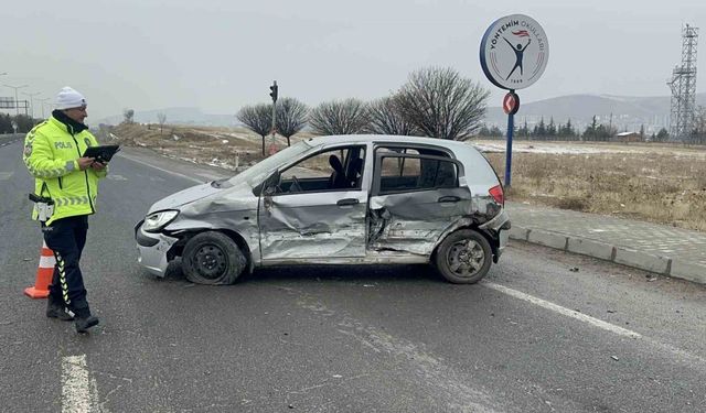 Elazığ’da trafik kazası: 1’i ağır 3 yaralı