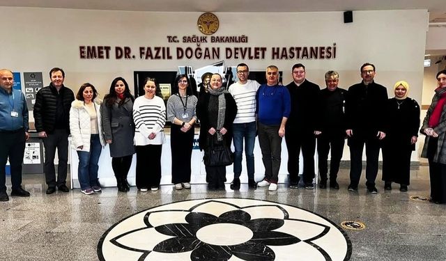 Emet’te doktorlar bilgi ve tecrübelerini paylaştı