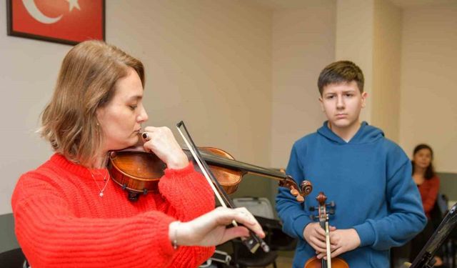 Esenyurt Belediyesi’nden gençlerin müzik ve sanatla gelişmesi için yeni proje