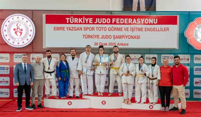 Eskişehirli sporcular judo şampiyonasından madalyalarla döndü