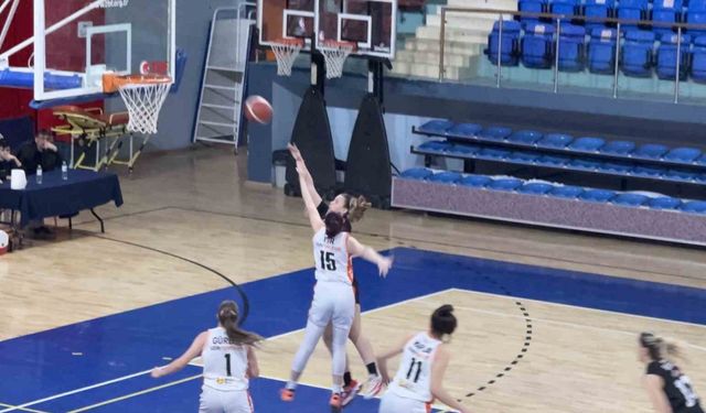 Kadınlar Bölgesel Basketbol Ligi: Düzce Atletik: 44 - Besaş Spor: 51