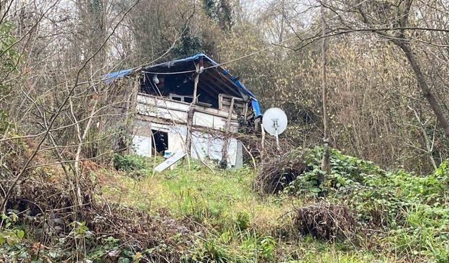 Kulübede baltayla öldürülmüştü: 2 şüpheli gözaltına alındı