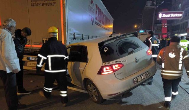 Mardin’de otomobil ile tır çarpıştı: 1 yaralı