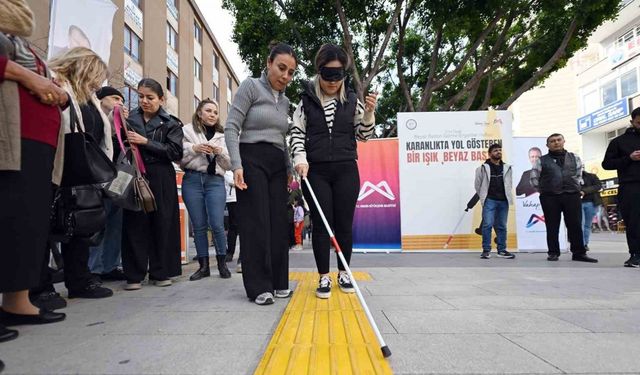 Mersin’de görme engelliler için farkındalık etkinliği düzenlendi