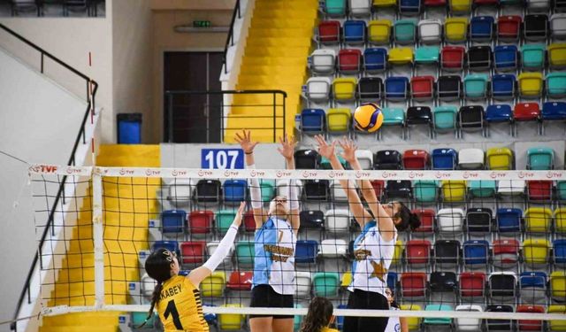 Okul Sporları Voleybol Yıldızlar grup müsabakaları başladı