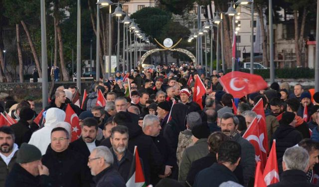 Ordu’da vatandaşlar yeni yılın ilk sabahında Gazze için toplandı