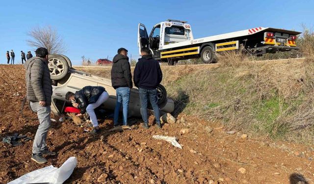 Osmaniye’de kontrolden çıkan otomobil takla attı: 2 yaralı